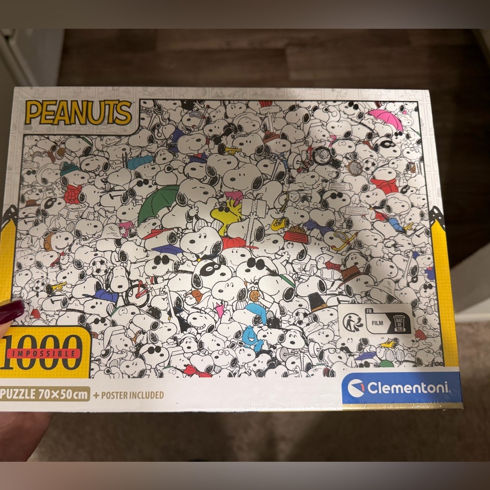 Peanuts 1000 Piece Puzzle- NEVER OPENED